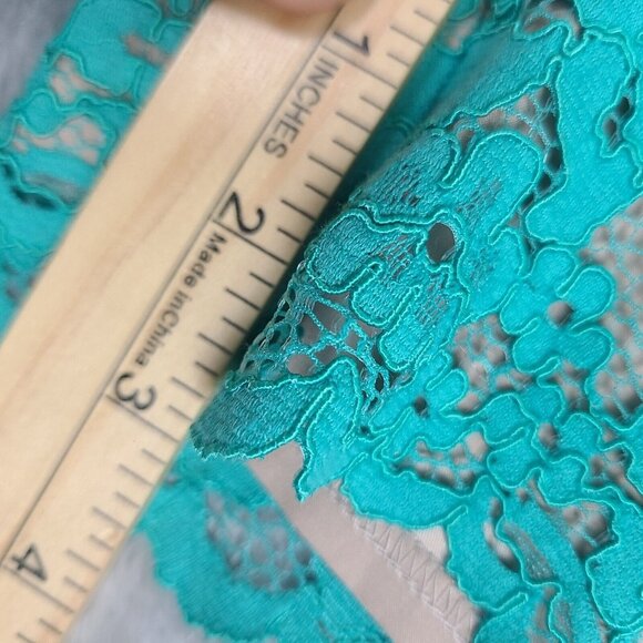 Marciano‎ by Guess High Waisted Teal lace short Size 4 - Picture 8 of 12